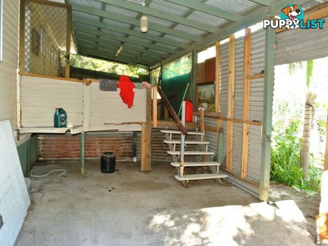 2-4 Panaroo Street MACLEAY ISLAND QLD 4184