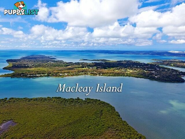 2-4 Panaroo Street MACLEAY ISLAND QLD 4184