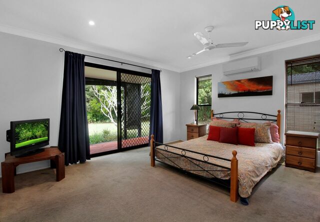 24 - 26 Mango Crescent MACLEAY ISLAND QLD 4184