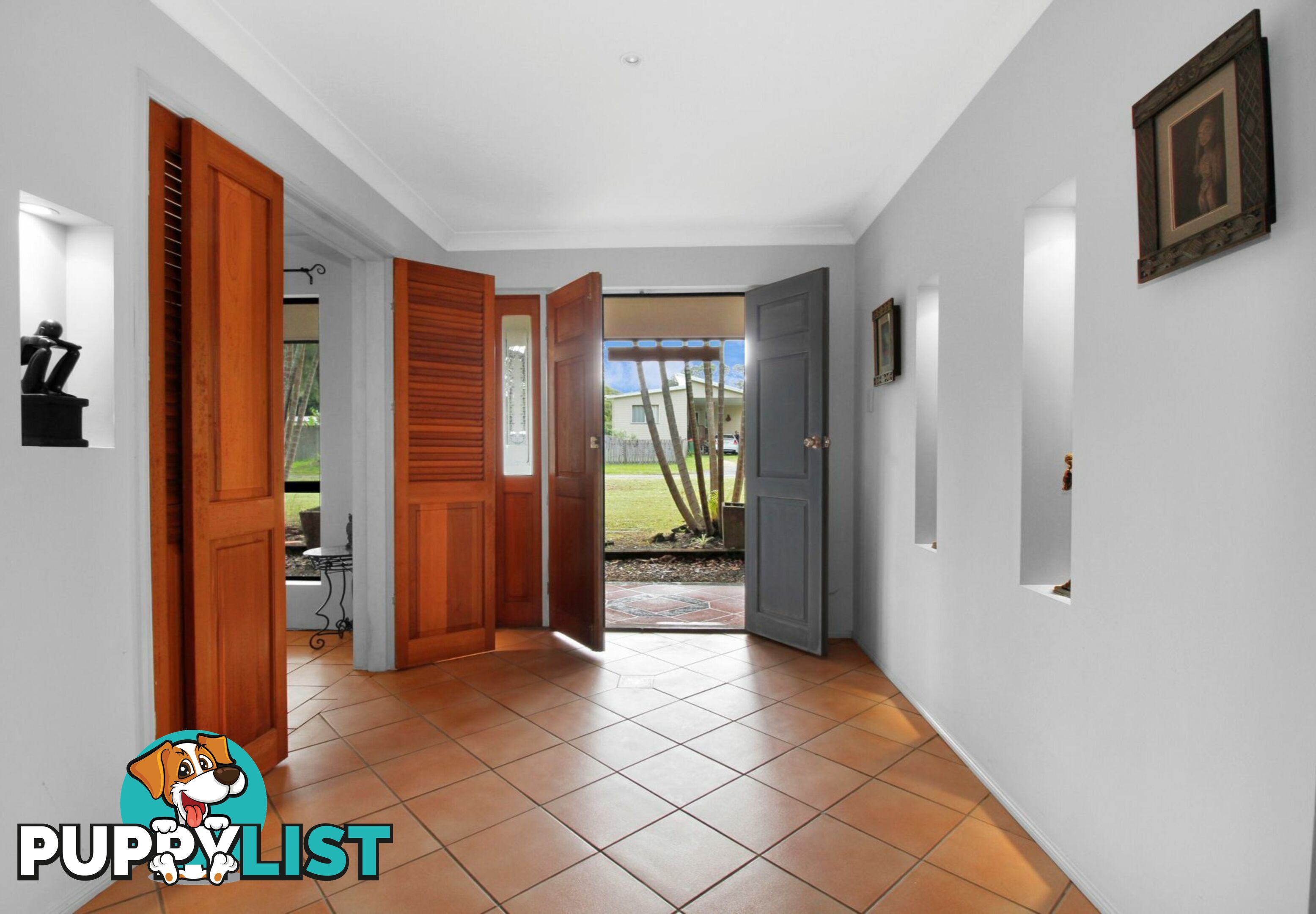 24 - 26 Mango Crescent MACLEAY ISLAND QLD 4184