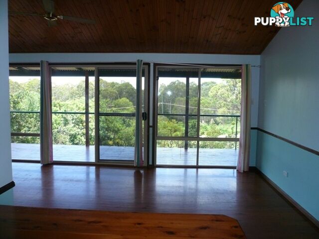 106 High Central Road MACLEAY ISLAND QLD 4184