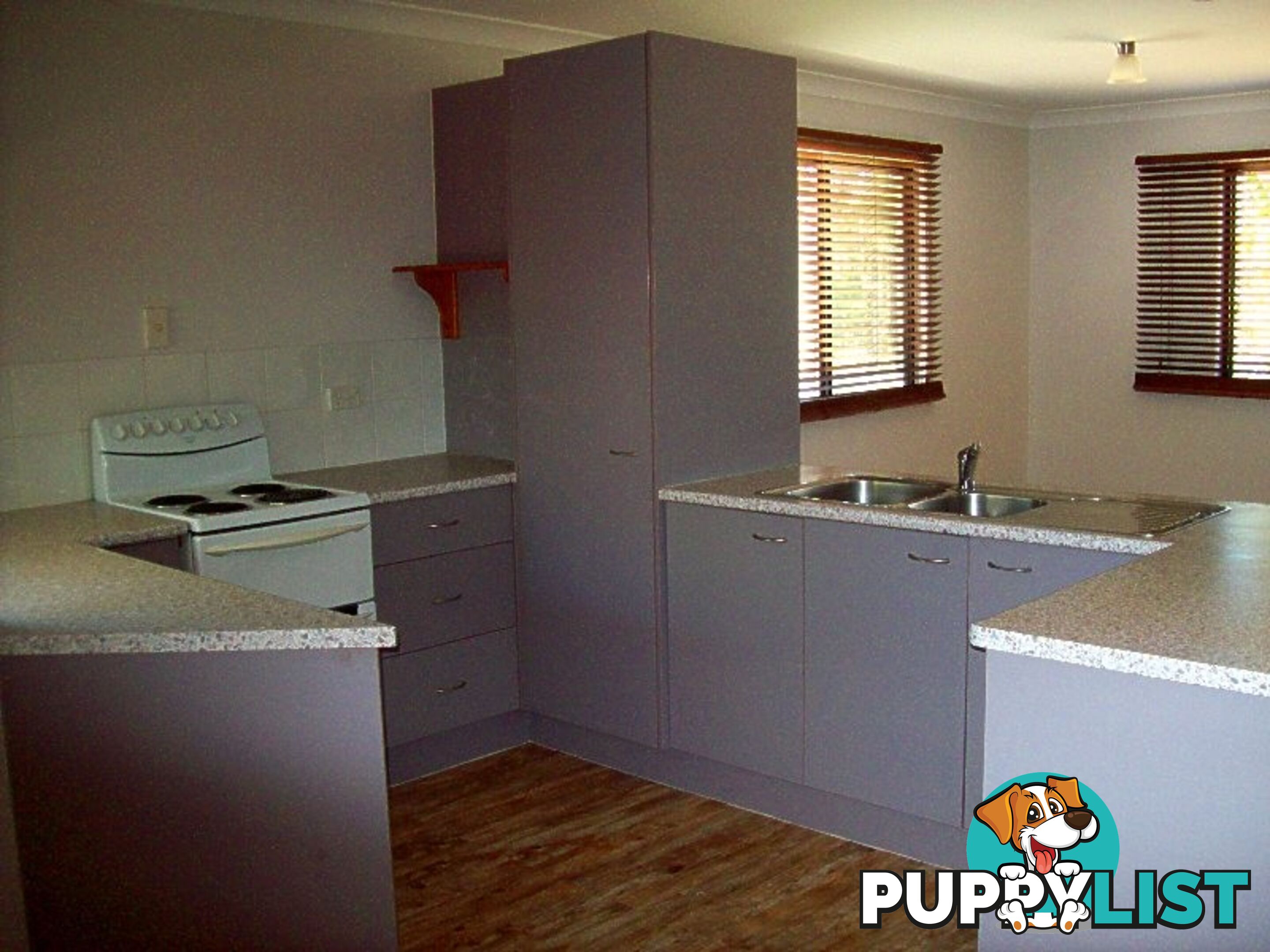 13 Conran Street MACLEAY ISLAND QLD 4184
