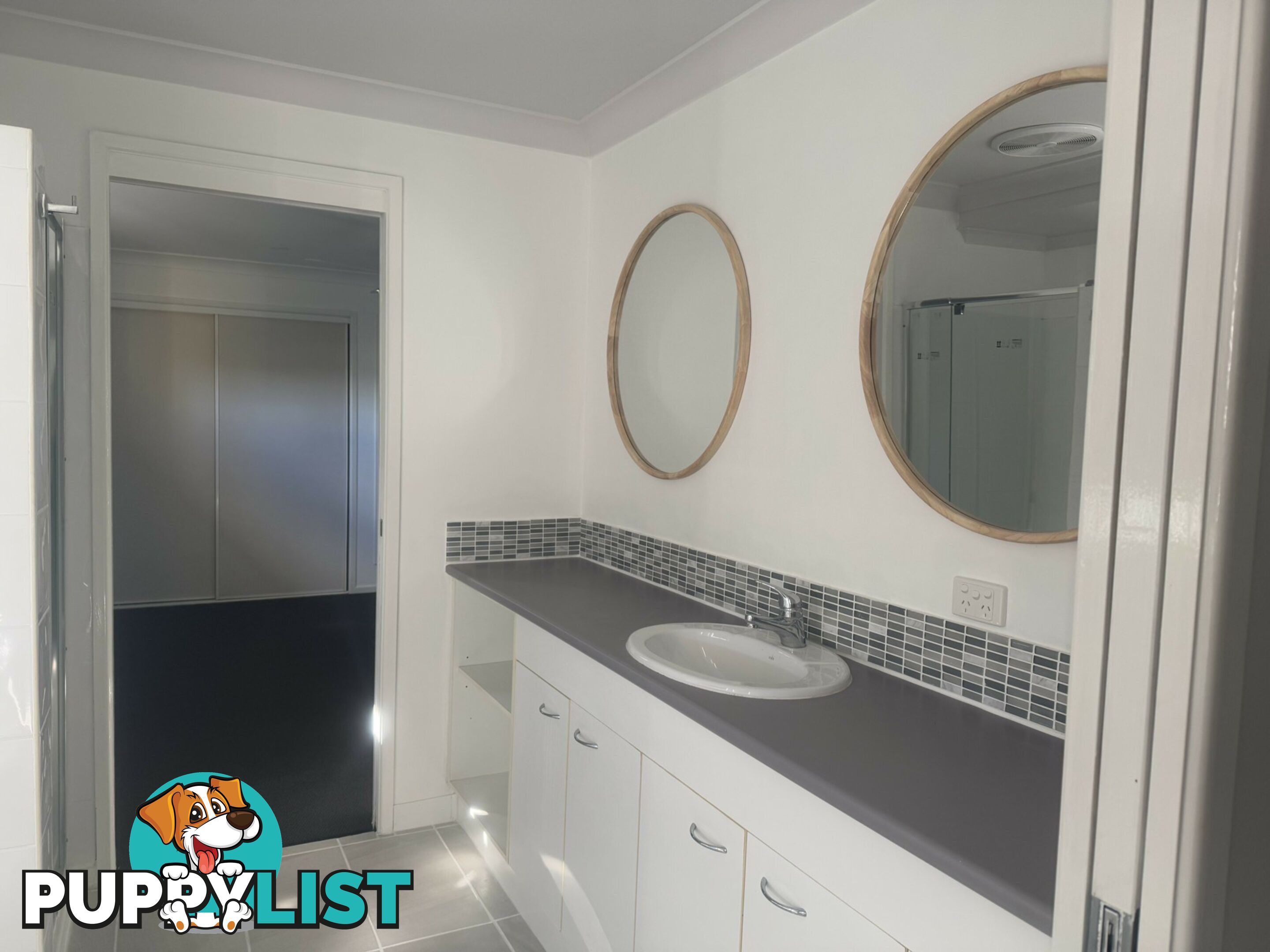 13 Conran Street MACLEAY ISLAND QLD 4184