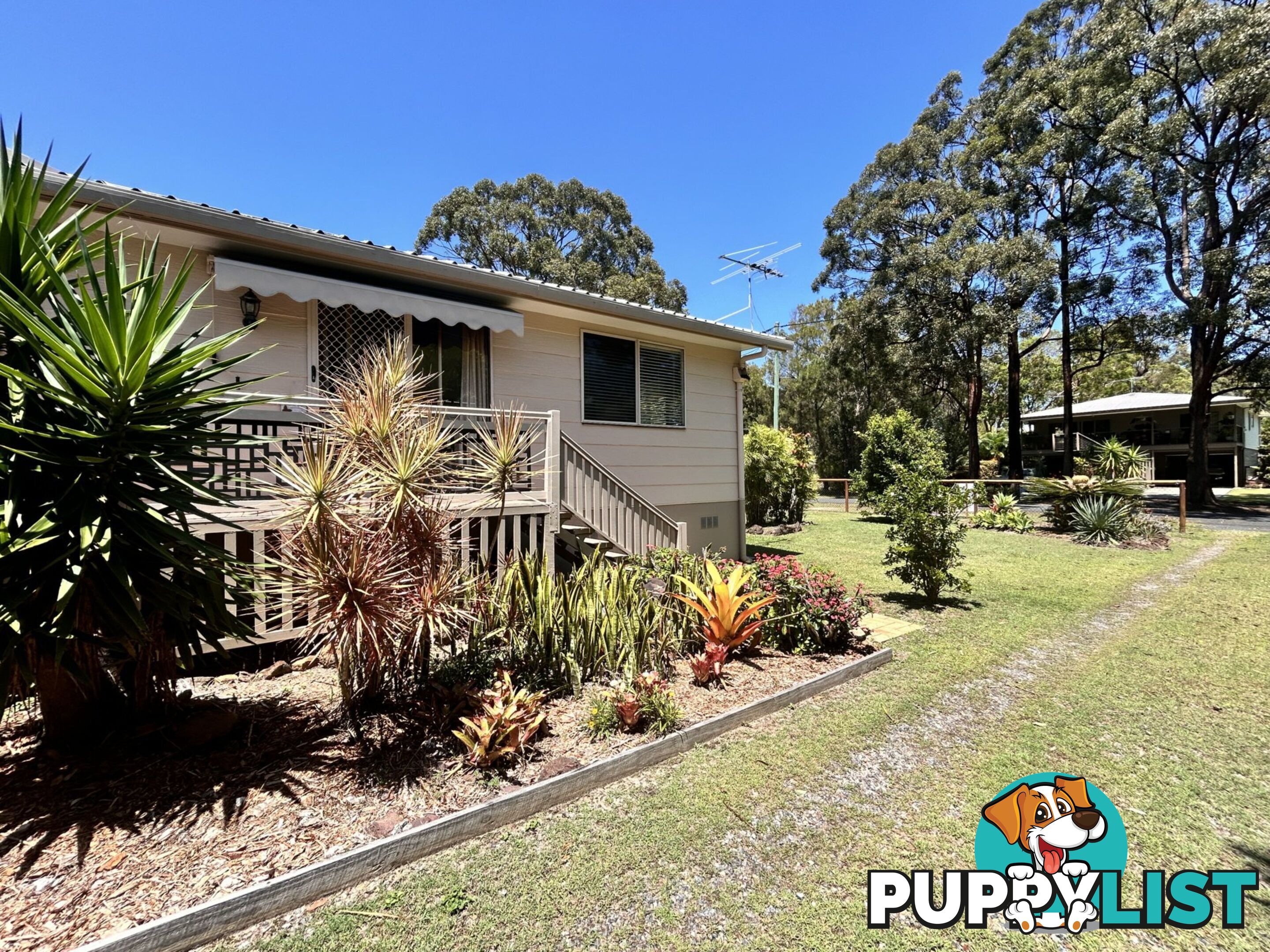 16 Natone Terrace MACLEAY ISLAND QLD 4184