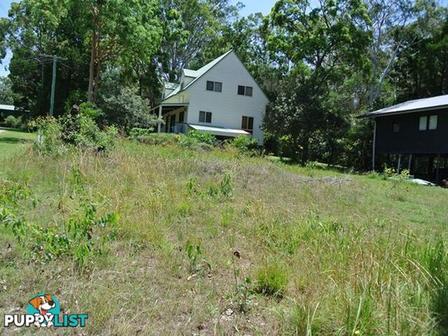 18 Weeroona Avenue MACLEAY ISLAND QLD 4184