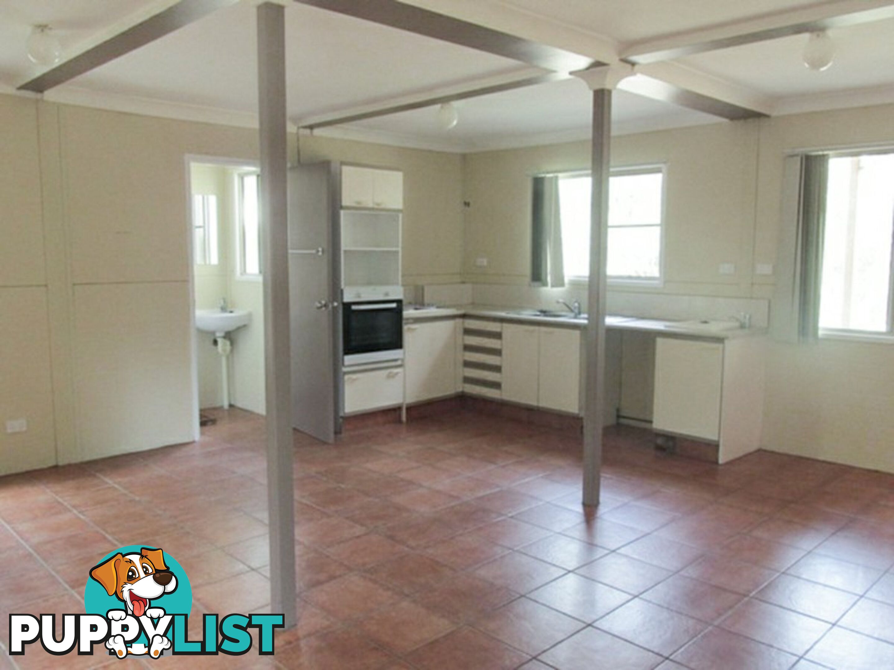 32 Alexander Street MACLEAY ISLAND QLD 4184