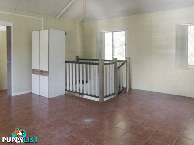 32 Alexander Street MACLEAY ISLAND QLD 4184