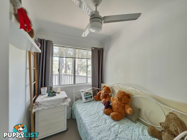 1 Vine Street MACLEAY ISLAND QLD 4184