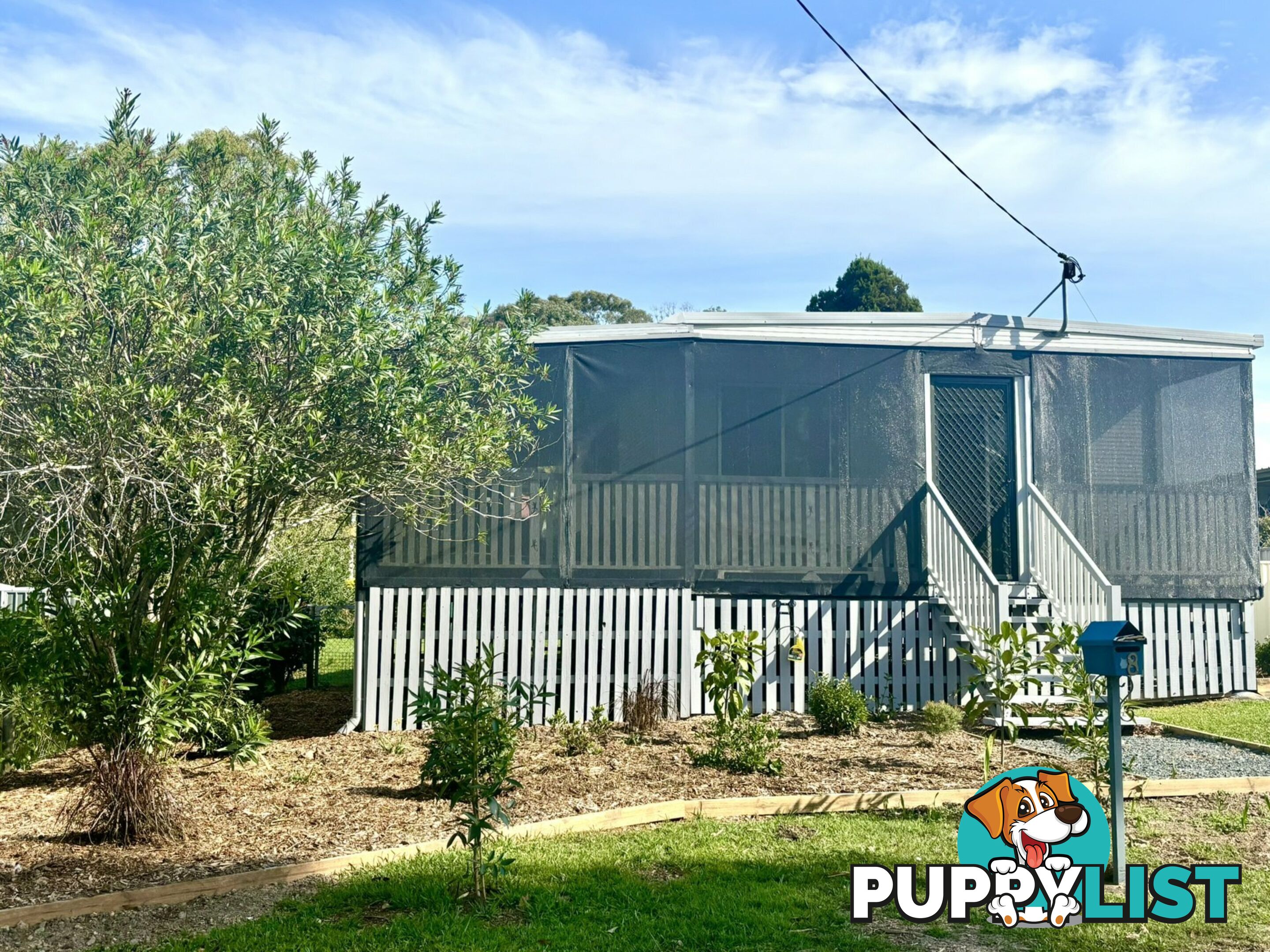 8 Glen Street MACLEAY ISLAND QLD 4184