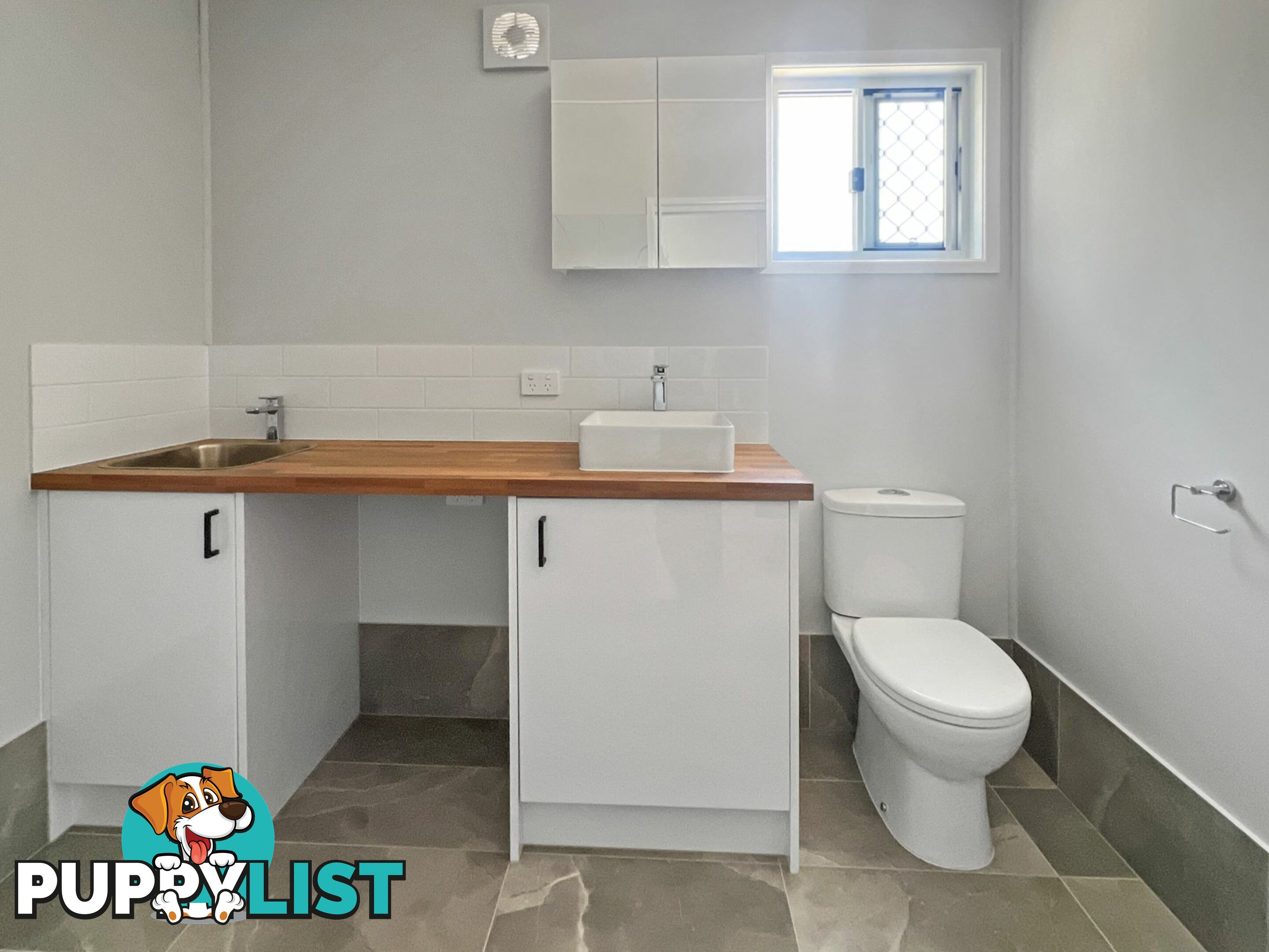 12 Heron Street MACLEAY ISLAND QLD 4184