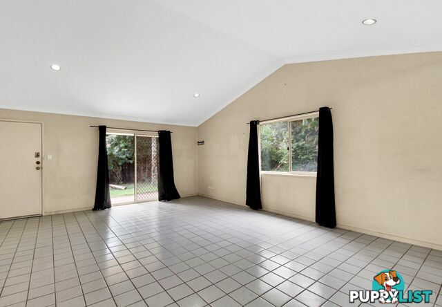 18 Natone Terrace MACLEAY ISLAND QLD 4184