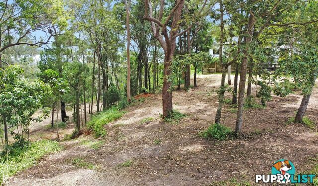 1-3 Coast Road MACLEAY ISLAND QLD 4184