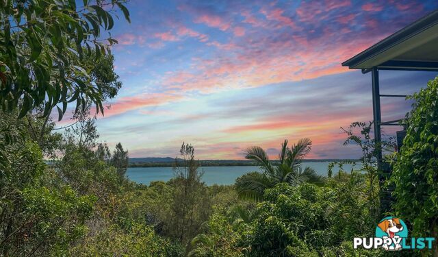 1-3 Coast Road MACLEAY ISLAND QLD 4184