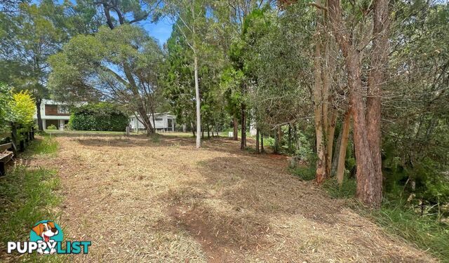 1-3 Coast Road MACLEAY ISLAND QLD 4184