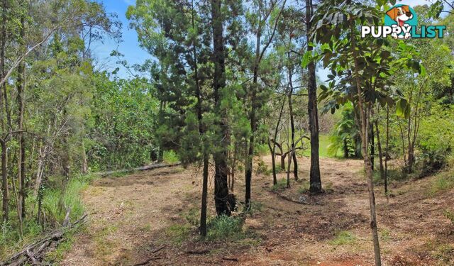 1-3 Coast Road MACLEAY ISLAND QLD 4184