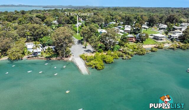 21 Kim Crescent MACLEAY ISLAND QLD 4184