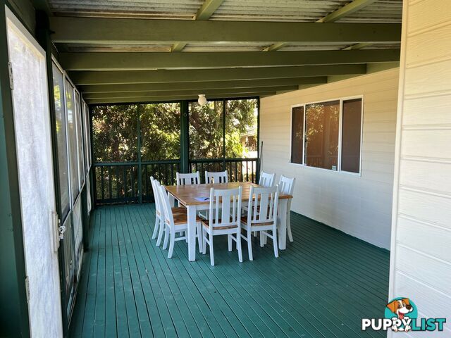 15 Camena Street MACLEAY ISLAND QLD 4184