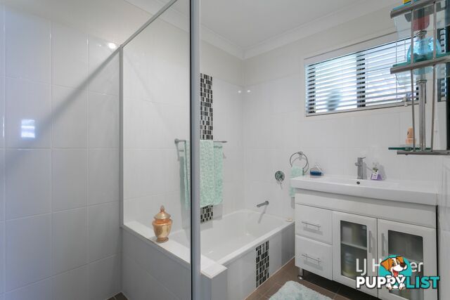 3 Myer Street REDLAND BAY QLD 4165