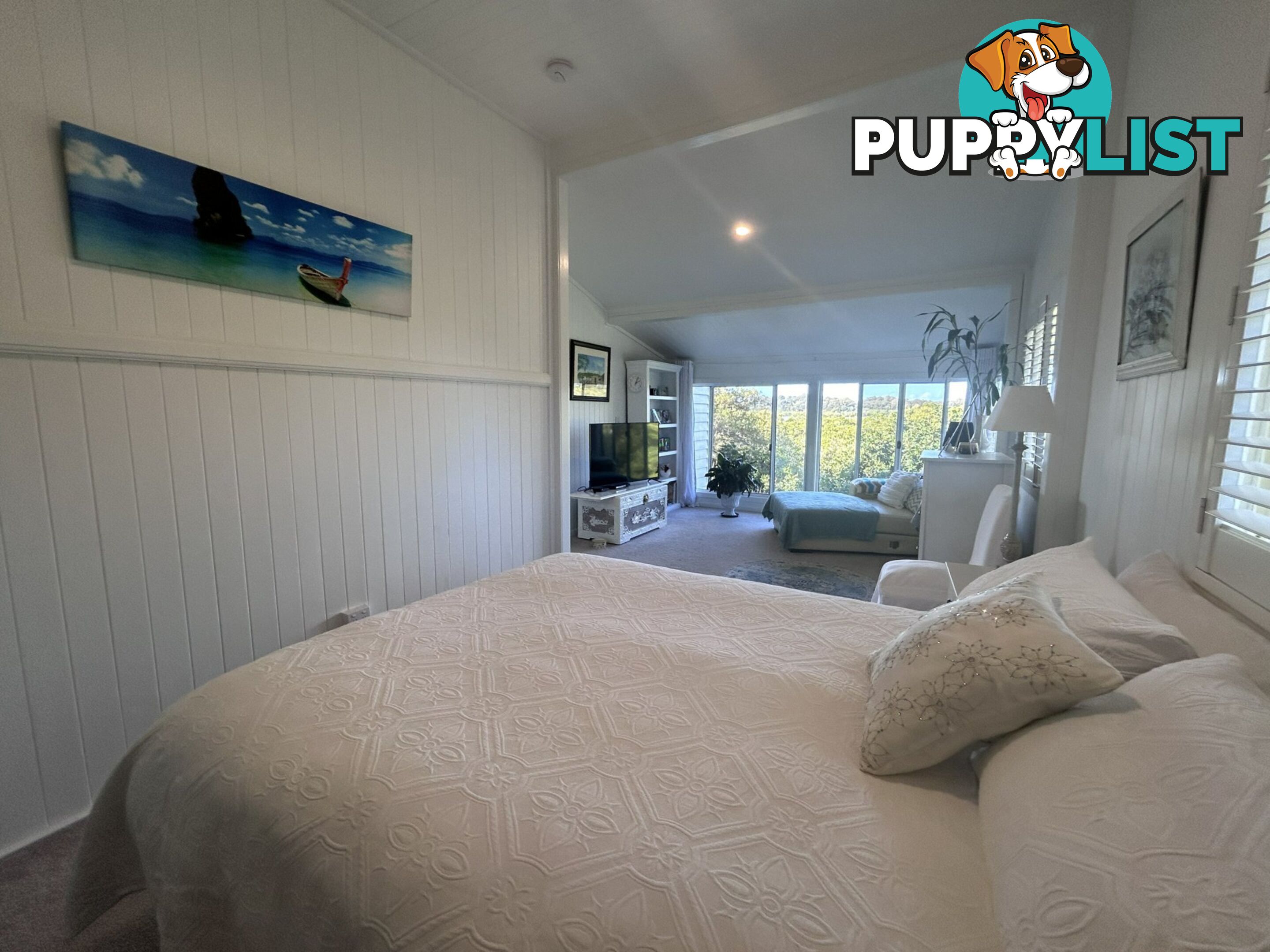 9 Boat Harbour Avenue MACLEAY ISLAND QLD 4184