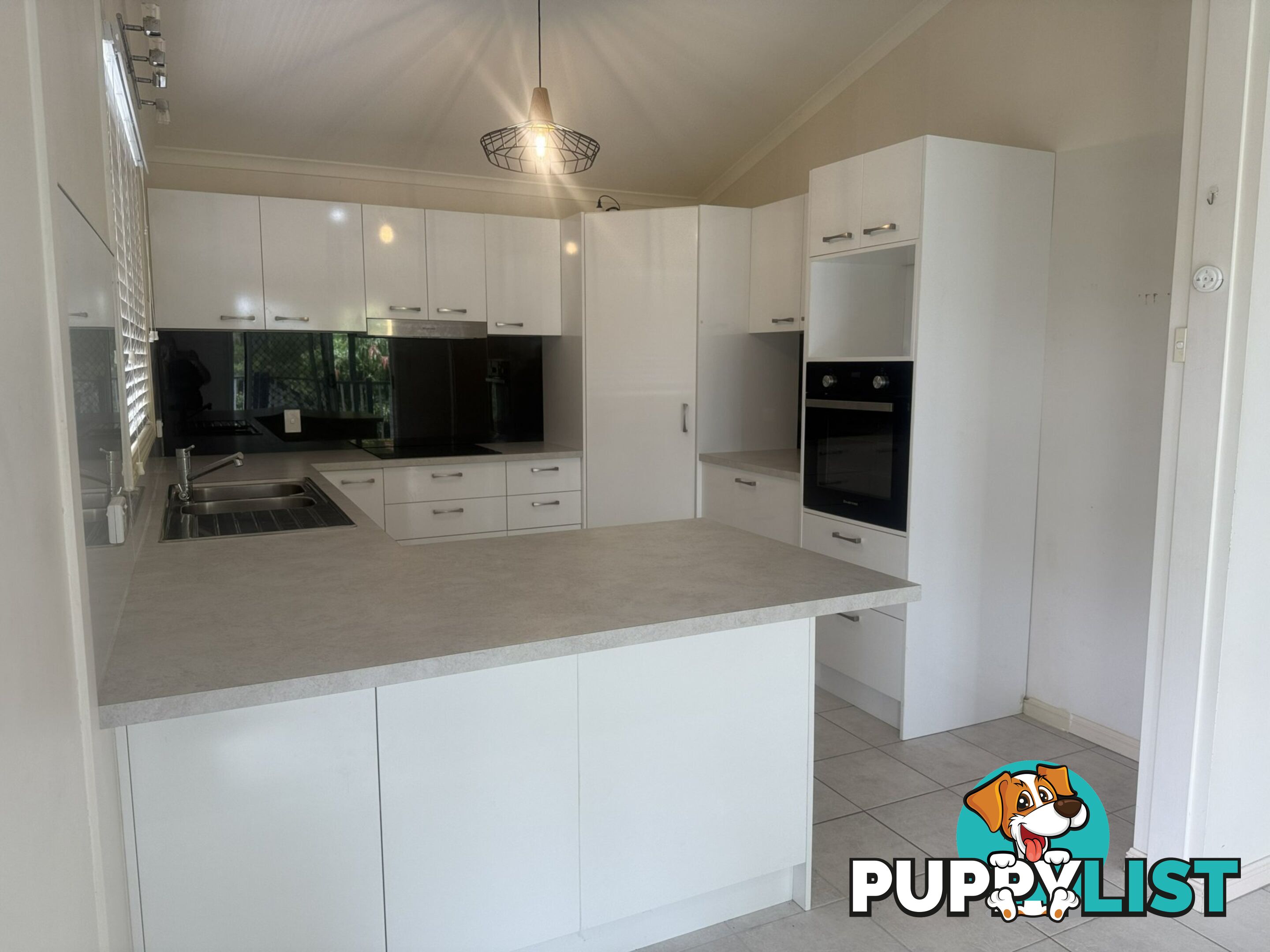 1 Link Street LAMB ISLAND QLD 4184