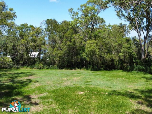 4 Cliff Terrace MACLEAY ISLAND QLD 4184