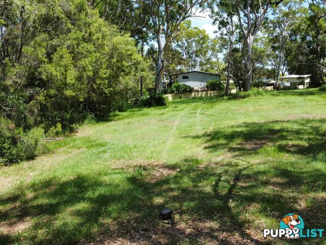 4 Cliff Terrace MACLEAY ISLAND QLD 4184