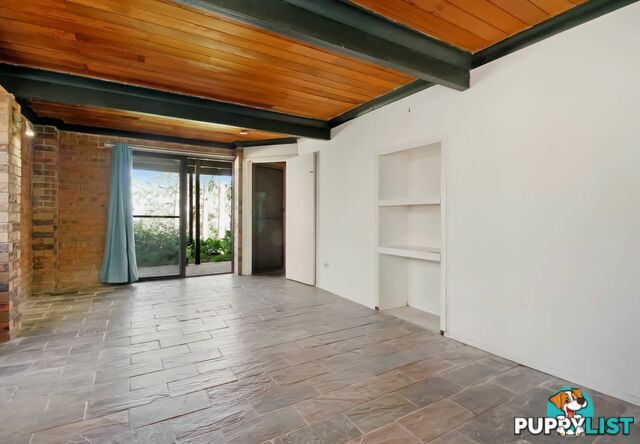 8-10 Cliff Terrace MACLEAY ISLAND QLD 4184