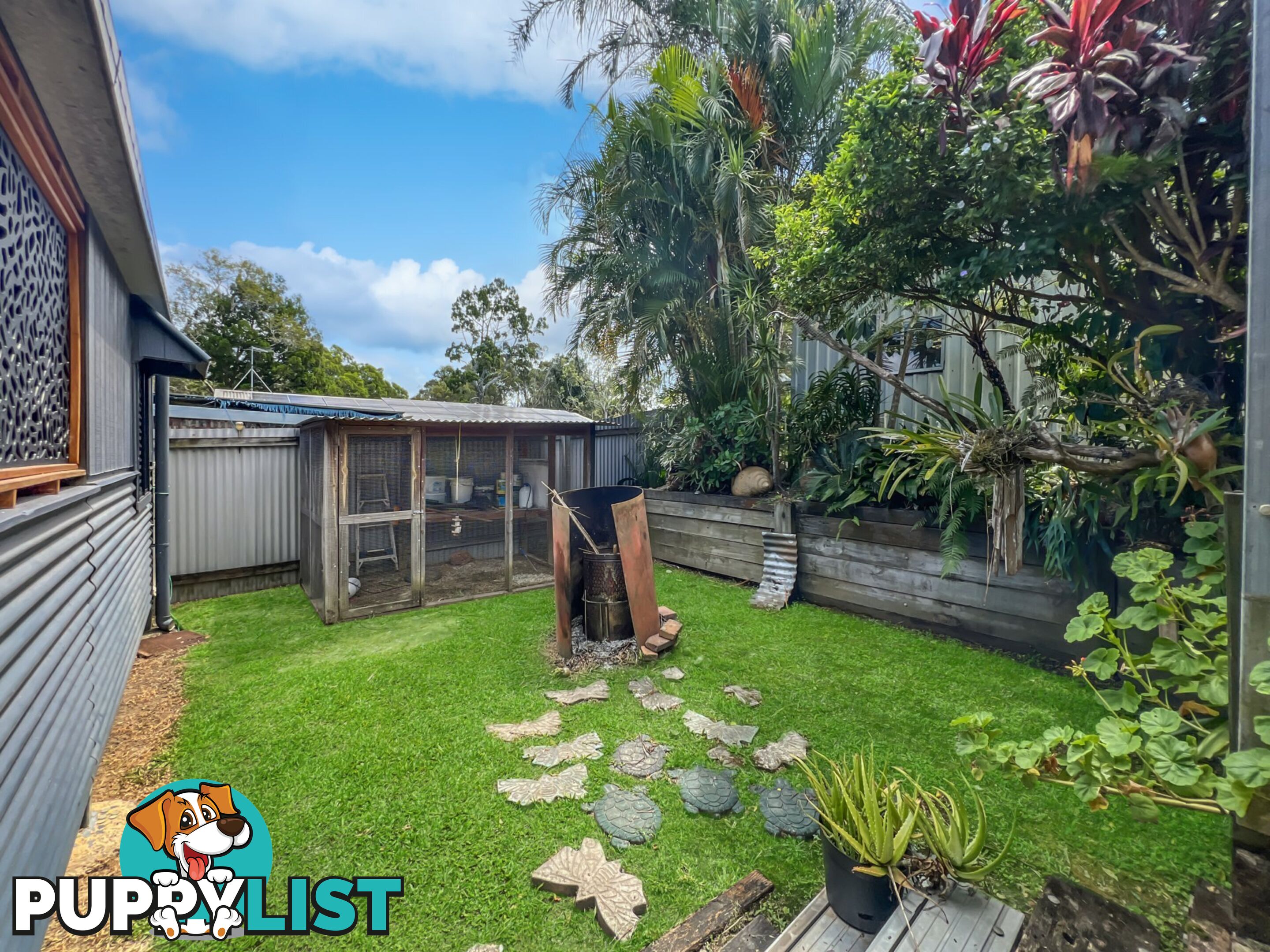 9 Florence Street MACLEAY ISLAND QLD 4184