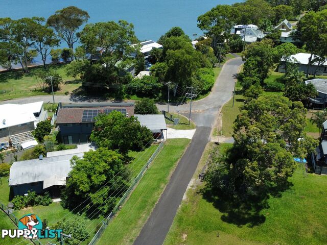 19 Mawarra Street MACLEAY ISLAND QLD 4184