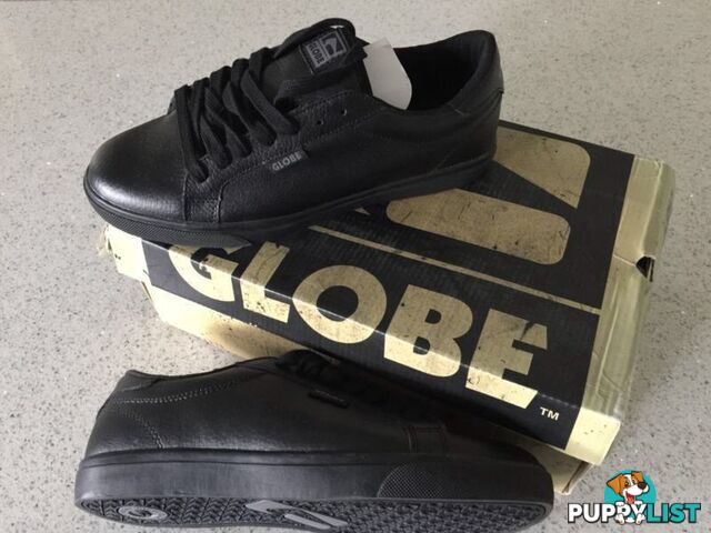 GENUINE GLOBE BLACK LEATHER SHOES SIZE MENS US 9 BRAND NEW IN BOX