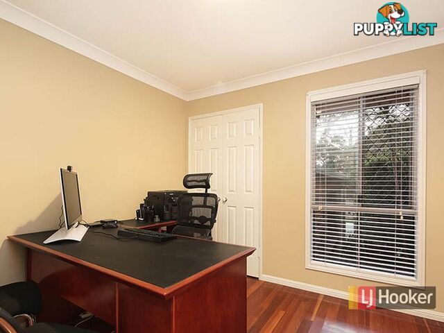 25 Piccadilly Place CARINDALE QLD 4152