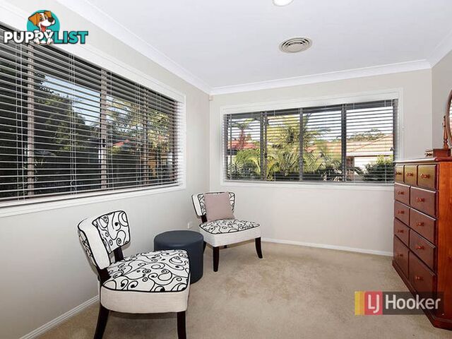 25 Piccadilly Place CARINDALE QLD 4152