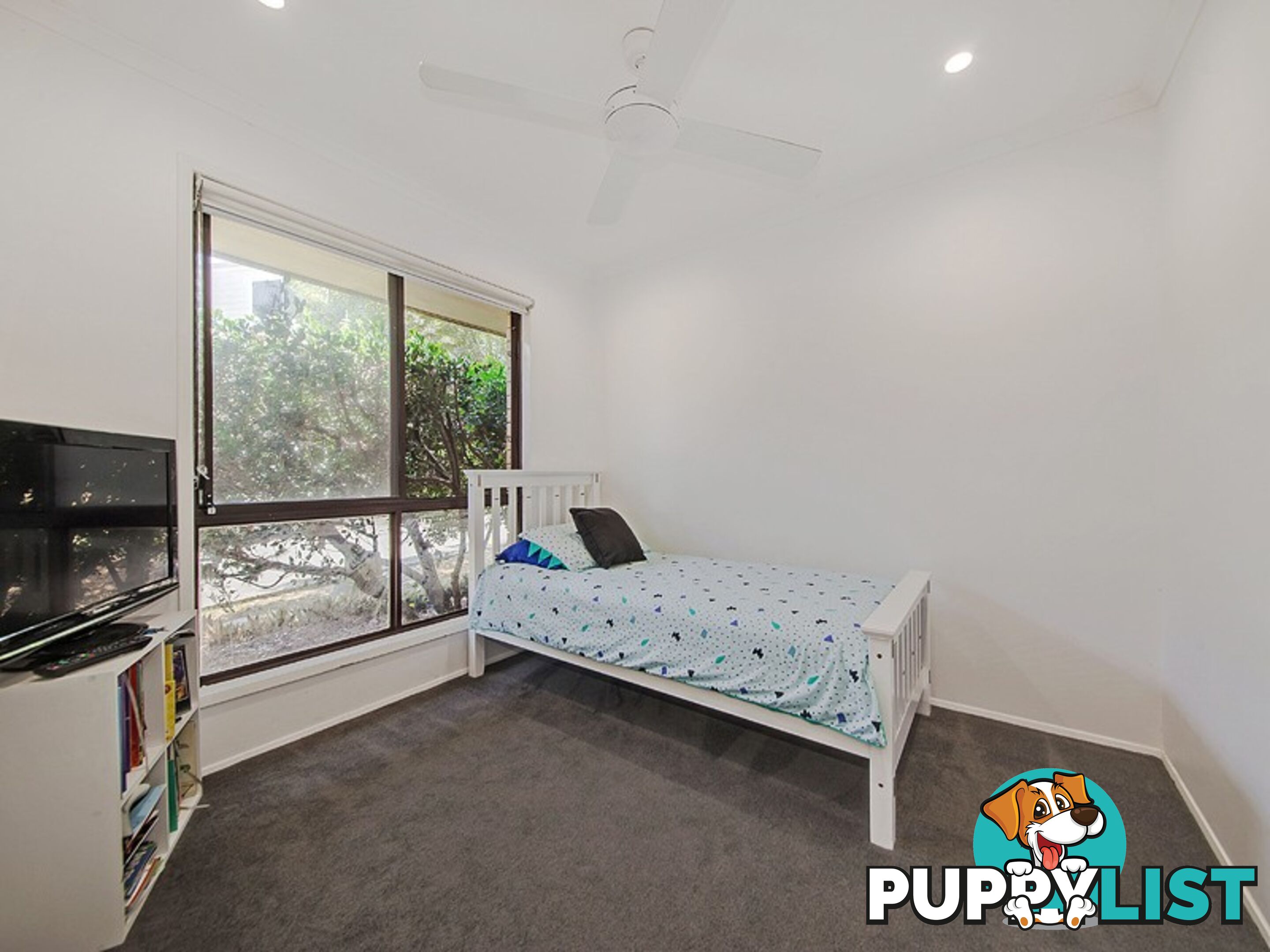 2/159 Watson Street CAMP HILL QLD 4152