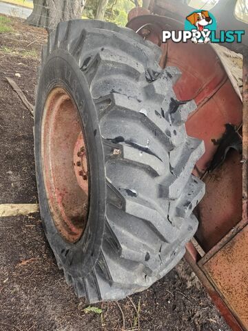 Tractor - International A414