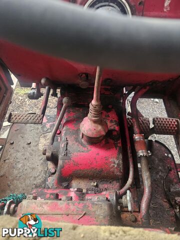 Tractor - International A414