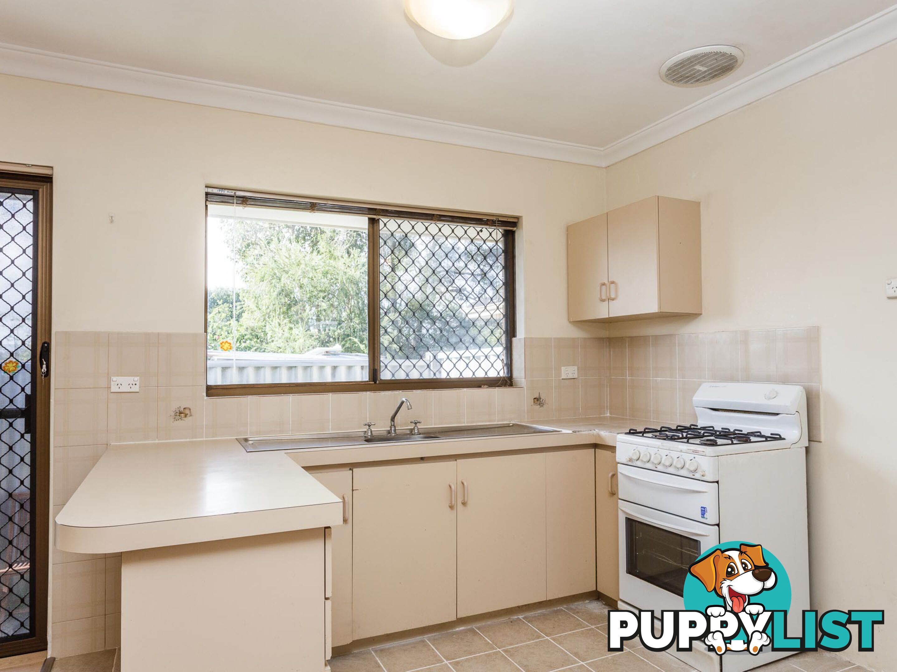 59A Spring Road THORNLIE WA 6108