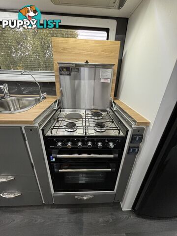 2023 Leader Caravans GOLD LE