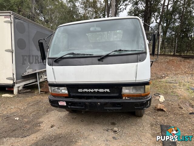 2000 MITSUBISHI FUSO CANTER FE637 2237 JMFFE637E0KJ40227