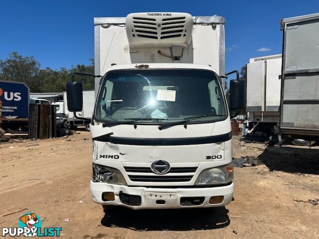 2010 HINO DUTRO 2207 JHHAB03H00K001148