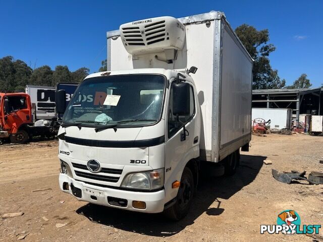 2010 HINO DUTRO 2207 JHHAB03H00K001148