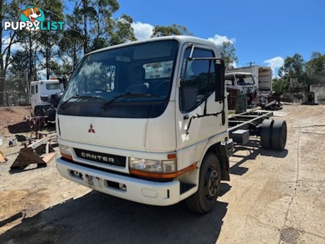 2002 MITSUBISHI FUSO CANTER FE637 2206 JMFFE657F0KJ40417