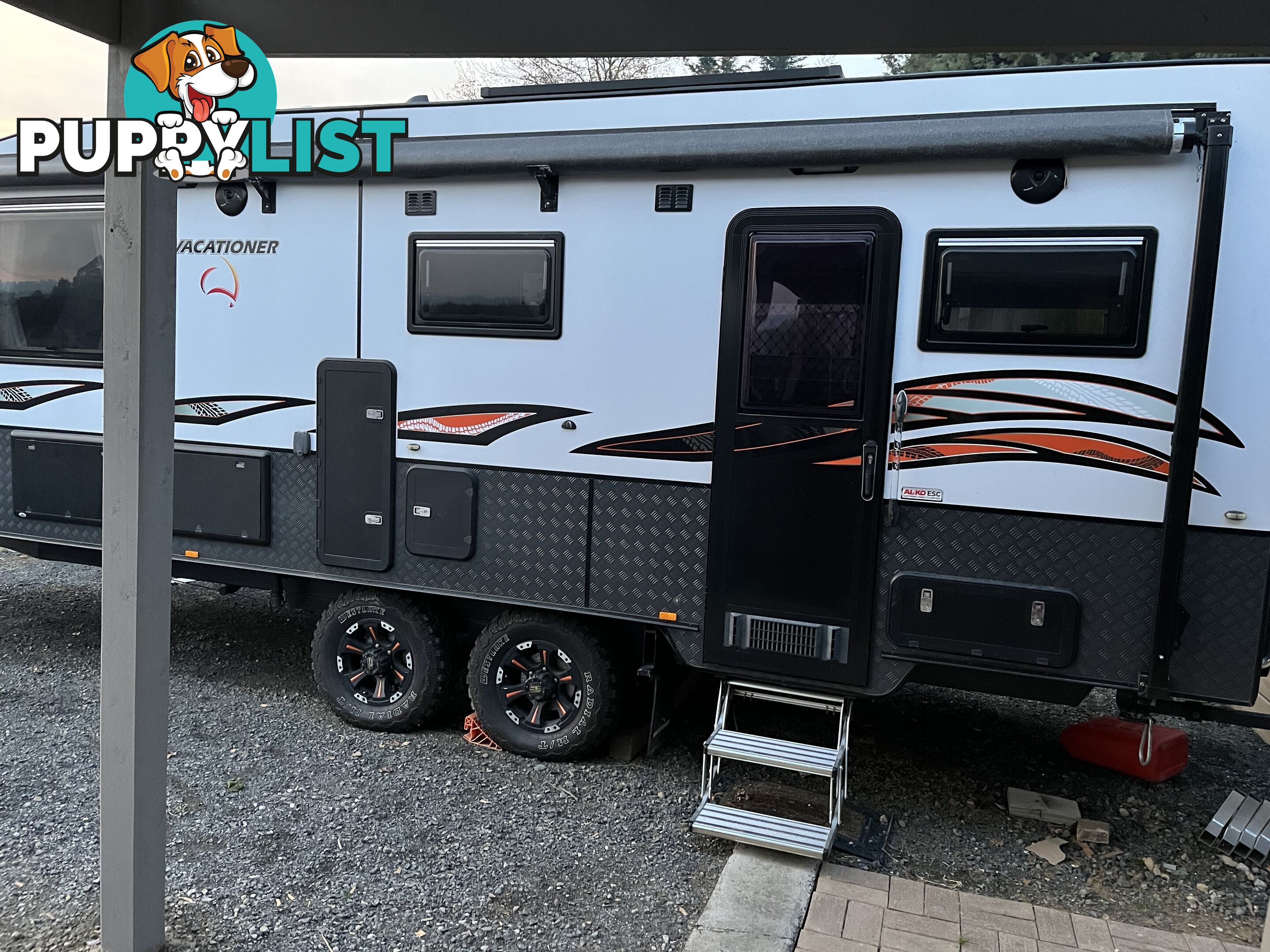 2018 Vacationer Escape