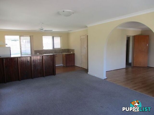 2 Pomfret Road SPEARWOOD WA 6163