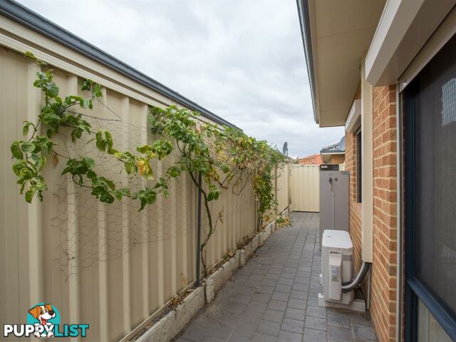 2/15 Coogee Road MUNSTER WA 6166