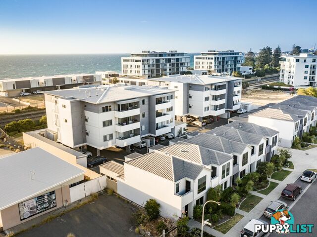 Unit 13/25 O'Connor Close NORTH COOGEE WA 6163