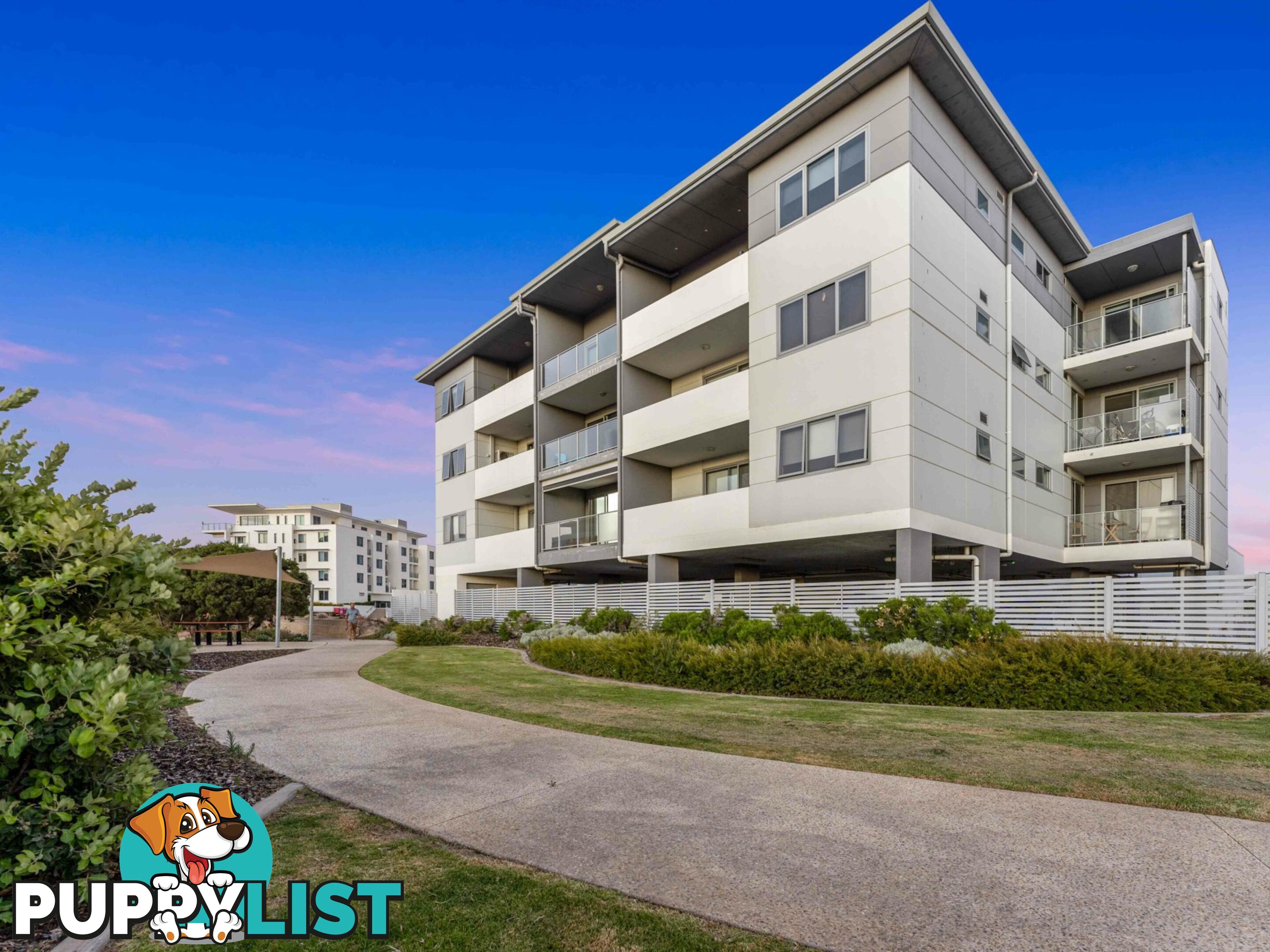 Unit 13/25 O'Connor Close NORTH COOGEE WA 6163