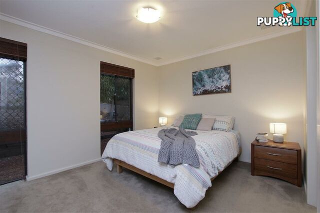 4 Hereford Place SPEARWOOD WA 6163