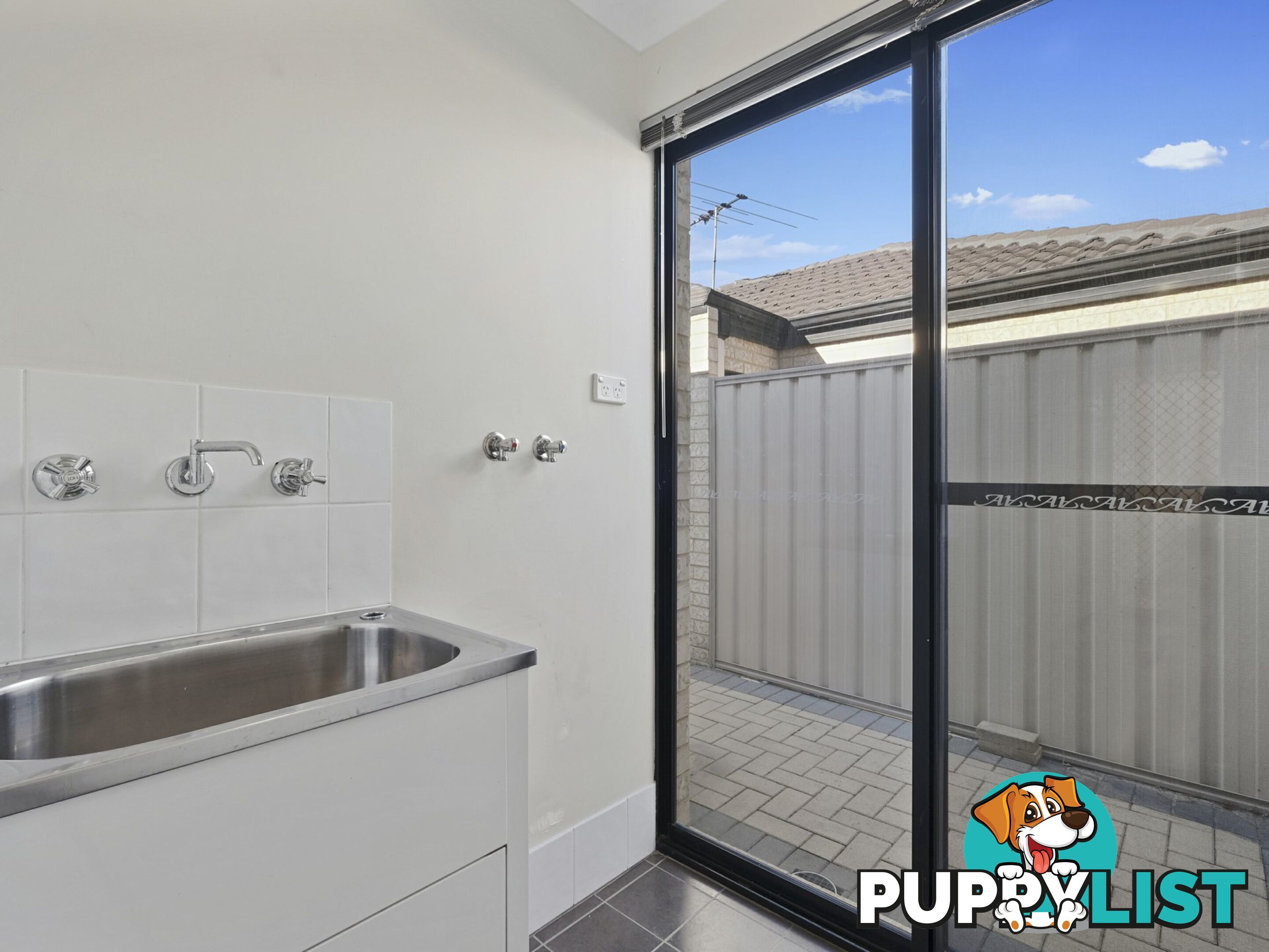 14a Arnott Court KELMSCOTT WA 6111