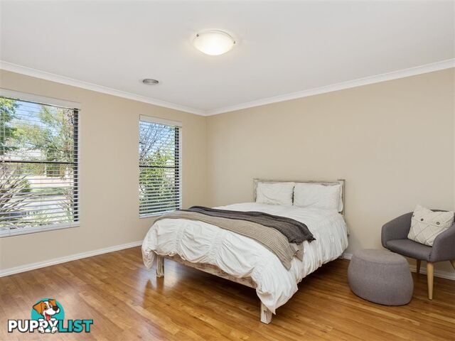 6 Jerrat Mews ATWELL WA 6164