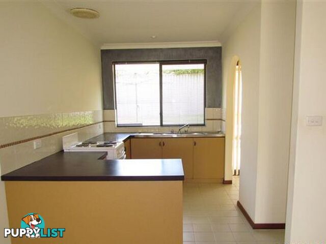 Villa 2/9 Eleanor Street COMO WA 6152